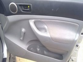2006 TOYOTA TACOMA SILVER EXTD CAB 2.7 AT  2WD.  Z24853